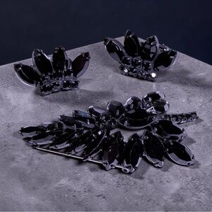 Juliana D&E Japanned Black Rhinestone Mourning Brooch & Clip-on Earrings Set